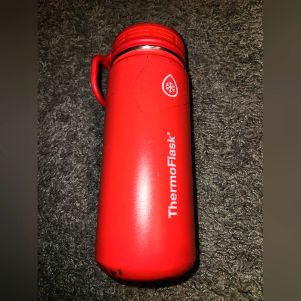Thermoflask stainless steel bottle